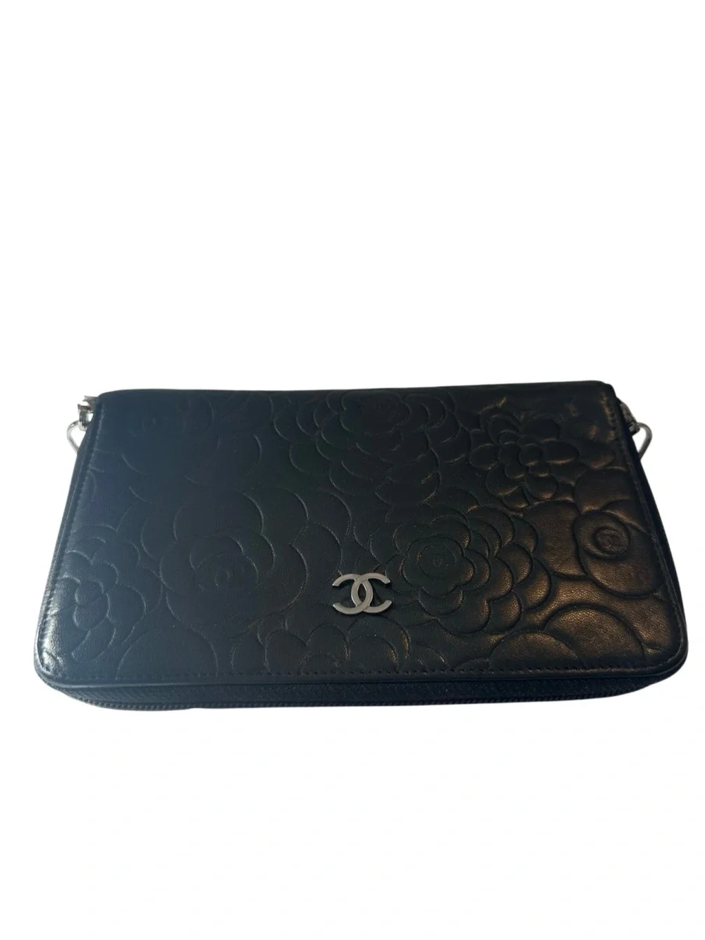 CHANEL Black Quilted Camellia Leather Card Holder with CC Logo